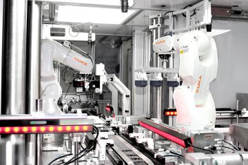robots in wound dressing assembly machine
